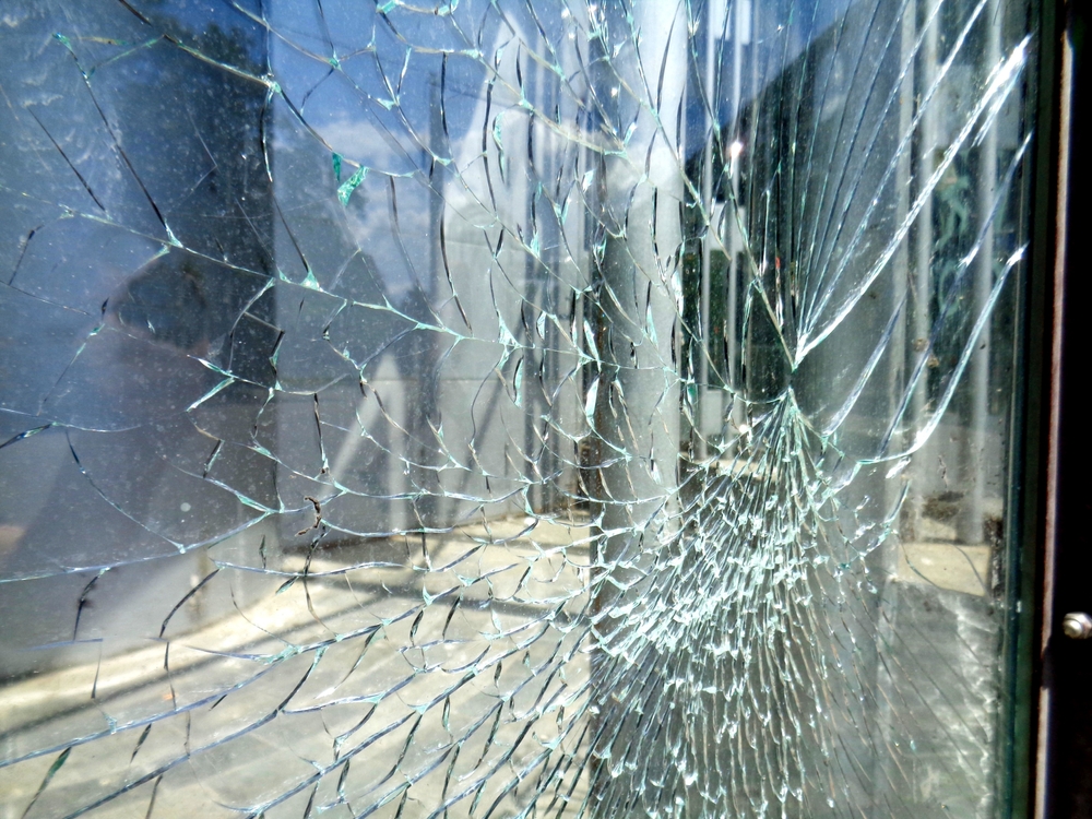 Tips for handling broken window glass